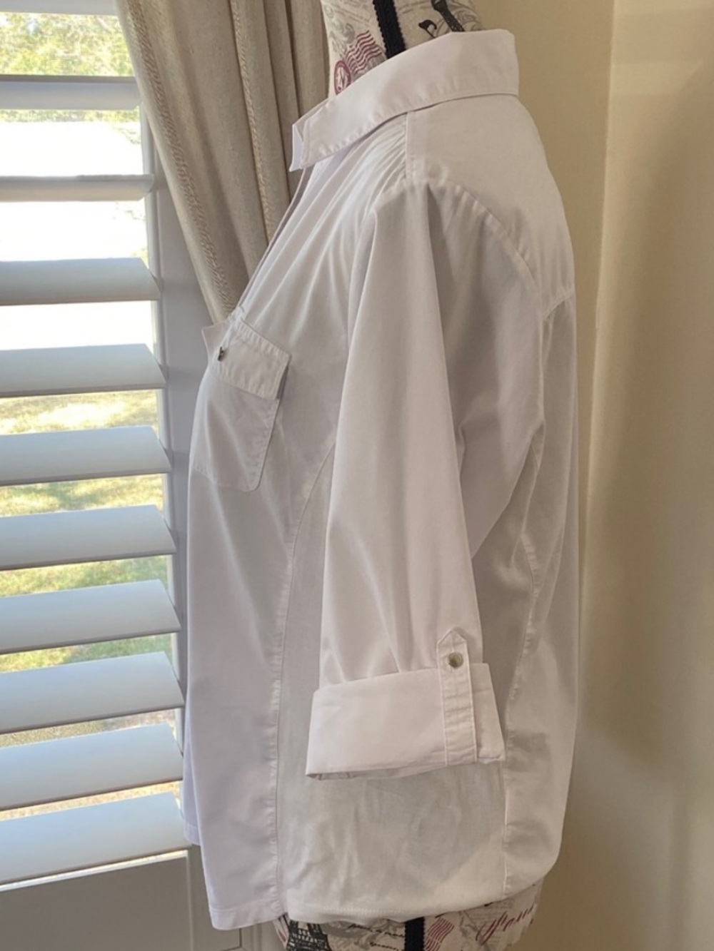 Croft & Barrow Petite Medium White Stretch Button-Up Shirt Roll Tab Sleeves - Picture 8 of 9